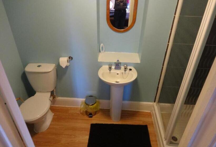 Семейный Номер, Travellers Rest Motel