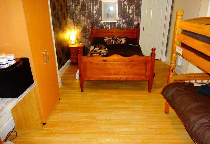 Семейный Номер, Travellers Rest Motel