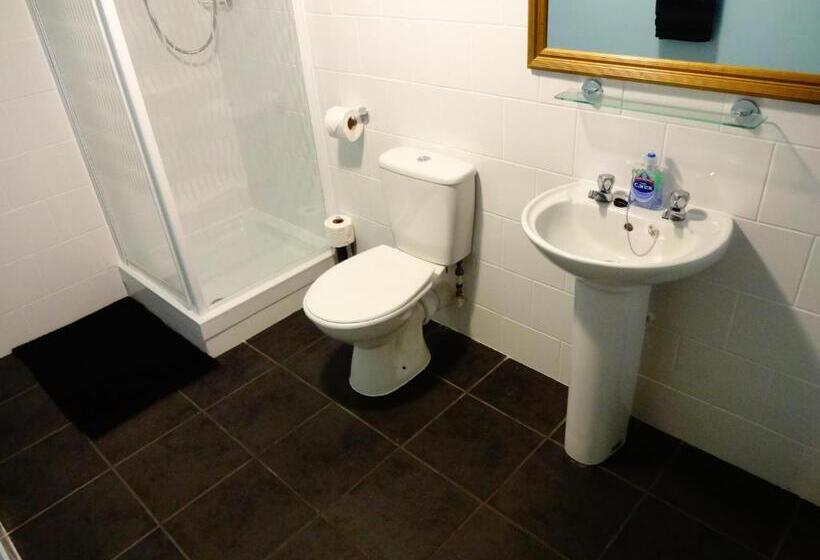 Семейный Номер, Travellers Rest Motel