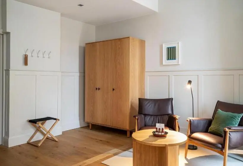 سوئیت با بالکن, Runo Hotel Porvoo