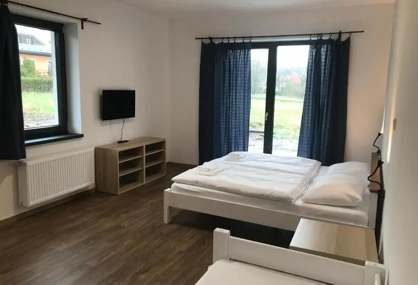 テラス付きスタンダードワンルーム, Apartmány Na Handě