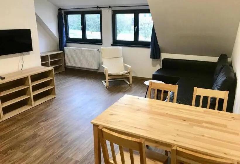 ドゥプレックスルーム, Apartmány Na Handě