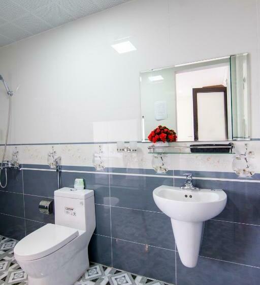 اتاق استاندارد, Camellia Tuan Chau