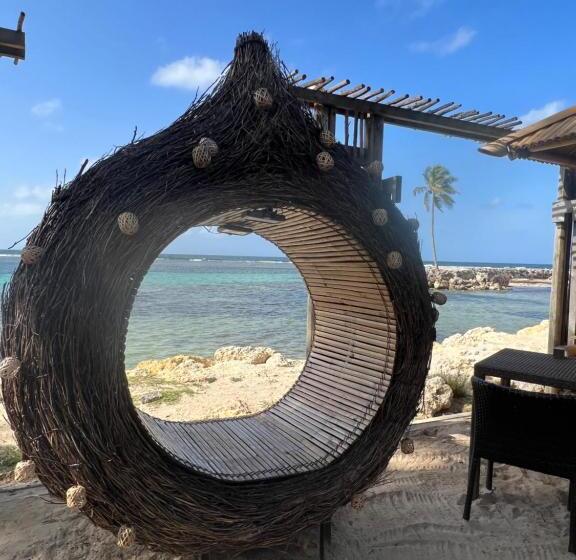 سوییت با چشمانداز دریا, Le Nil