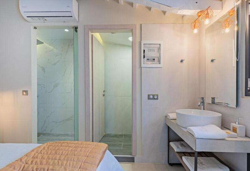 Chambre Standard, Mitos Suites