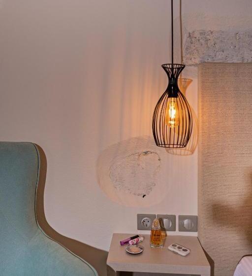 Chambre Standard, Mitos Suites