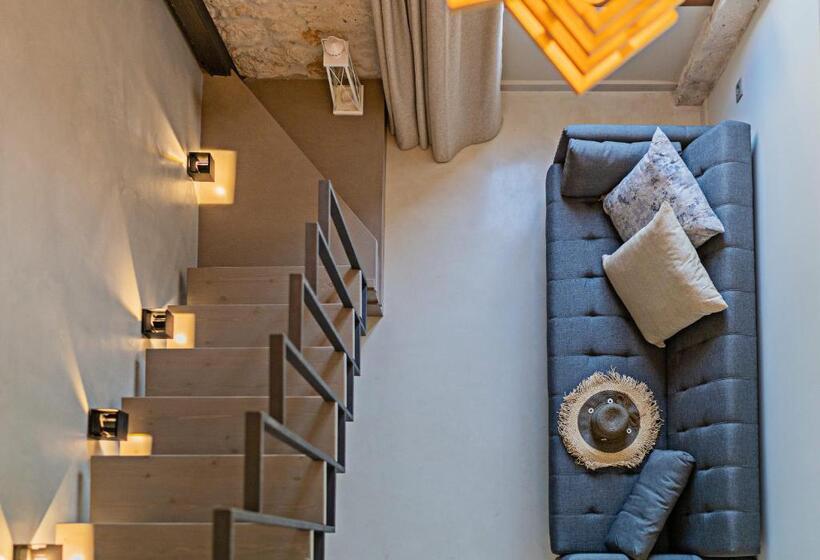 Suite Vue Mer, Mitos Suites