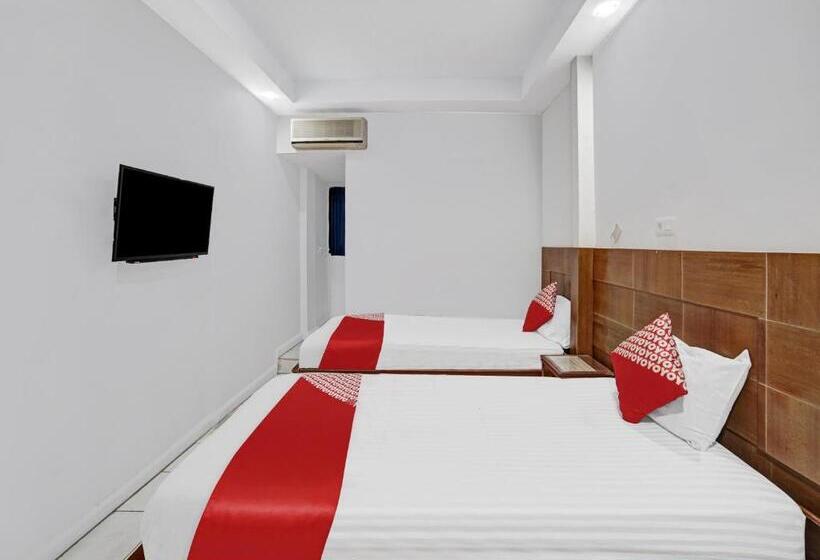 デラックスルーム, Oyo 90487 Wisma Kuta Karang Baru