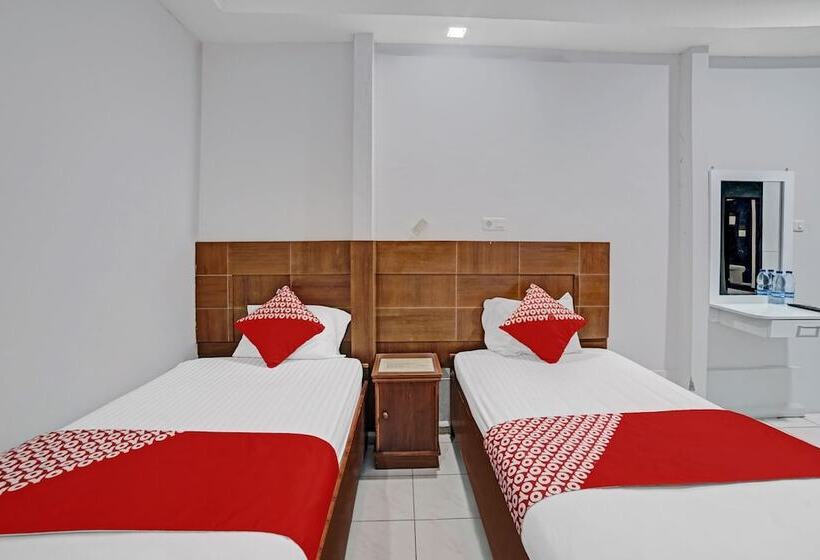 デラックスルーム, Oyo 90487 Wisma Kuta Karang Baru