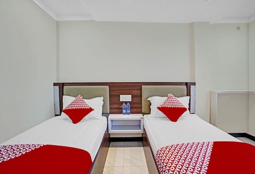 スーペリアールーム, Oyo 90487 Wisma Kuta Karang Baru
