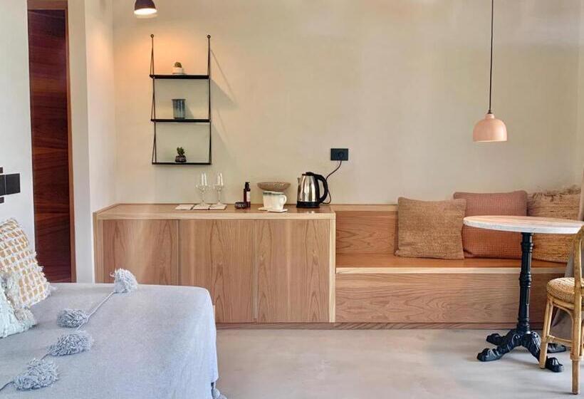 جناح, Santa Lucia Maccarese   Residenza Agricola