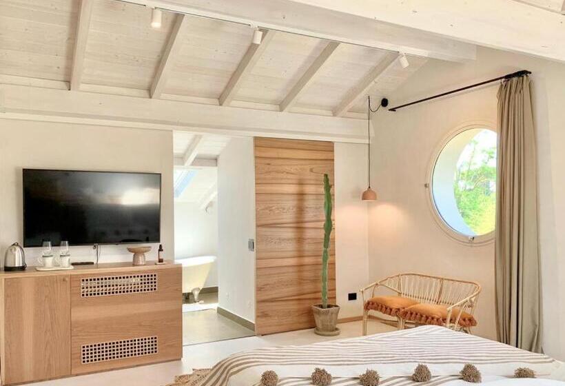 جناح, Santa Lucia Maccarese   Residenza Agricola