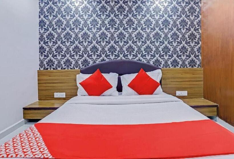 اتاق سوپریور, Shiv Inn Vadodara