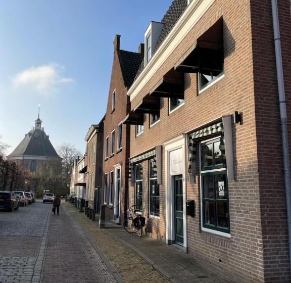 标准间, Willemstad