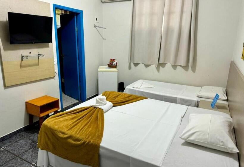 اتاق استاندارد چهار تخته, Pousada Cambará Suítes