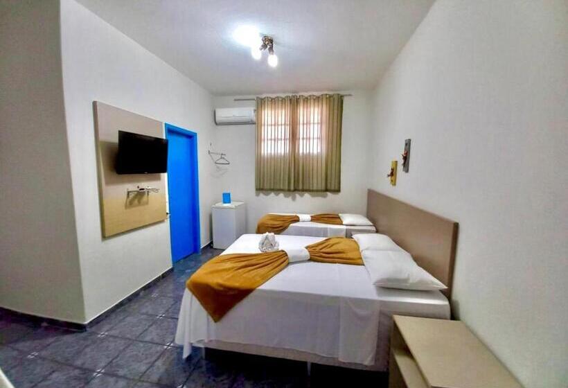 اتاق استاندارد چهار تخته, Pousada Cambará Suítes