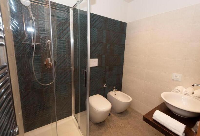 Quarto Estandar Vista Jardim, Antico Borgo Molino 7cento Vicino Ai Giardini Di Ninfa