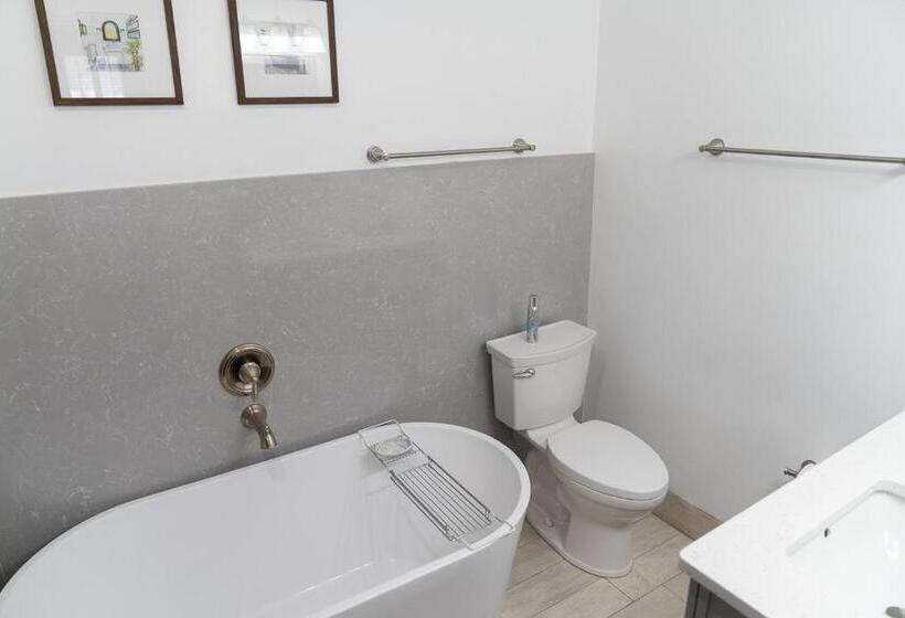 디럭스 룸, Tyler Inn At Zion