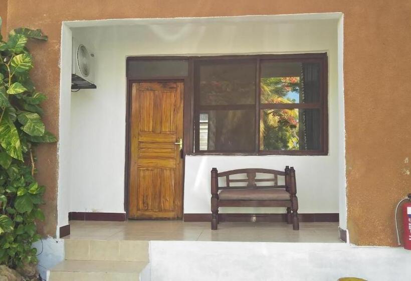 اتاق خانوادگی با چشمانداز دریا, Funky Squids Beach Resort