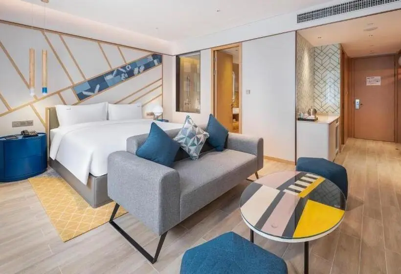 キングサイズベッドのスタンダードルーム, Holiday Inn Tongren Wanshan, An Ihg