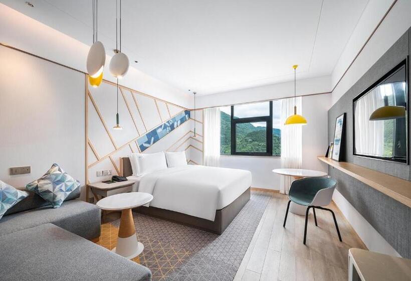 带大床的标准间, Holiday Inn Tongren Wanshan, An Ihg