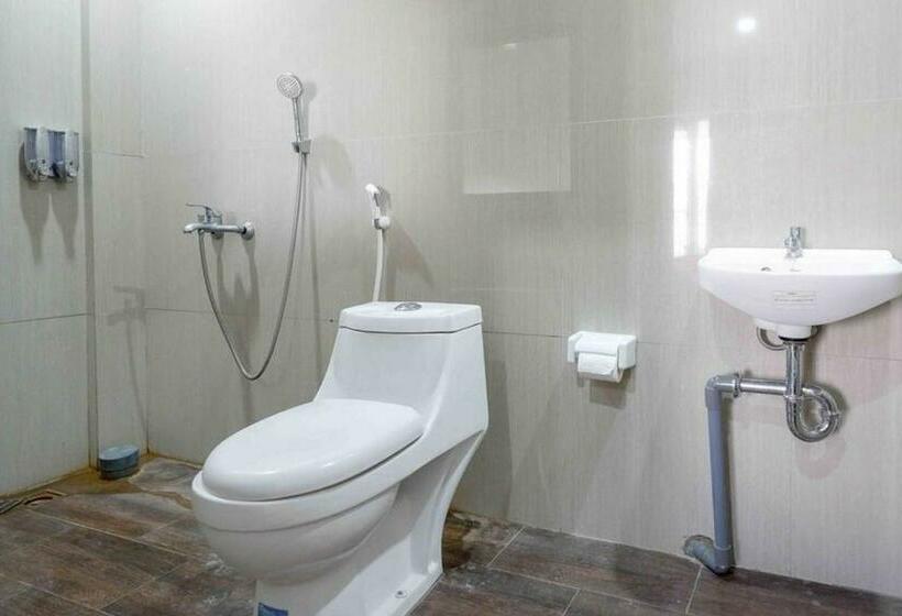 Standard Szoba, Reddoorz Near Stadion Kridosono Blora