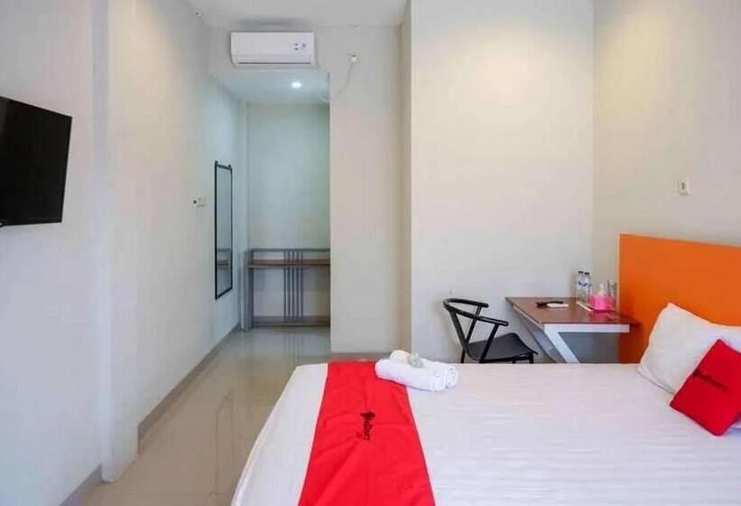 חדר סטנדרט, Reddoorz Near Stadion Kridosono Blora