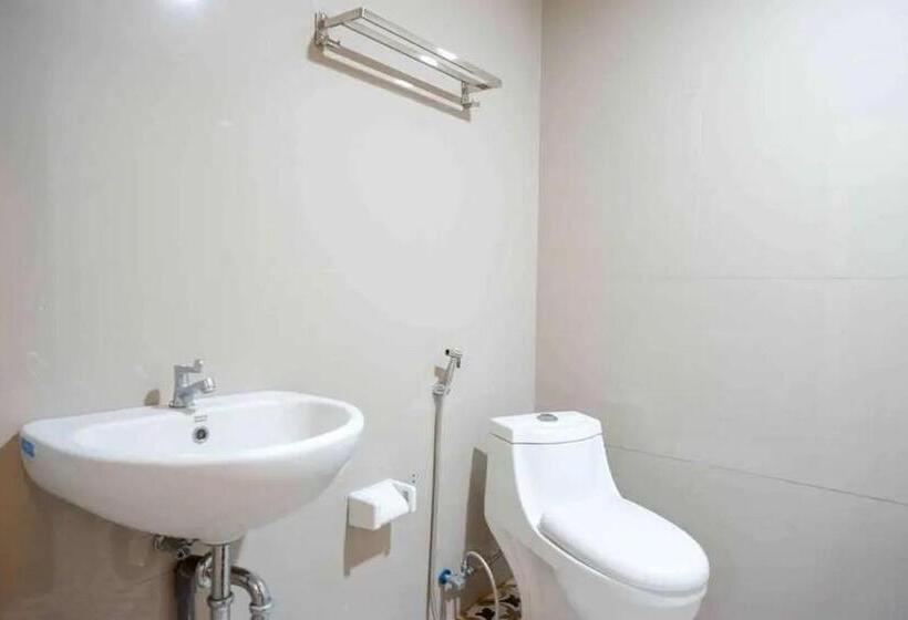 חדר סטנדרט, Reddoorz Near Stadion Kridosono Blora