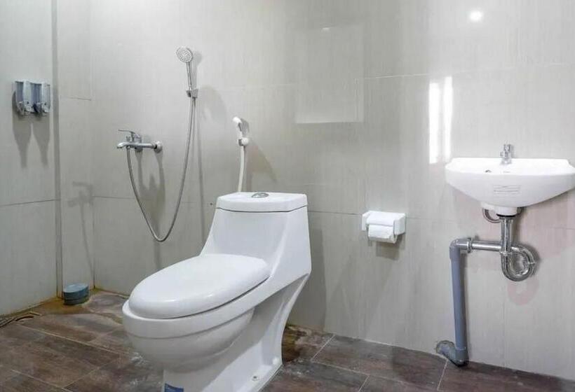 חדר סטנדרט, Reddoorz Near Stadion Kridosono Blora