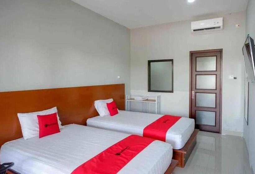 חדר סטנדרט, Reddoorz Near Stadion Kridosono Blora
