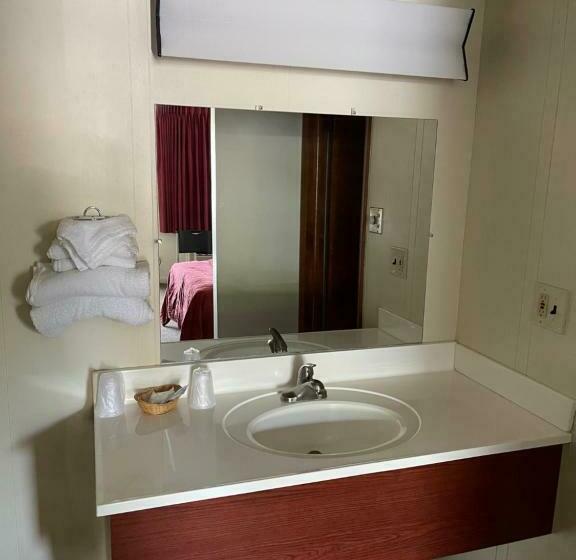 Standard Szoba, Vibe Inn   Whirlpools Suites   Lyons