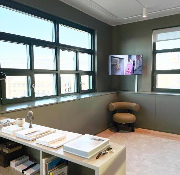 이그제큐티브 스튜디오, Unity Hammarby Sjostad