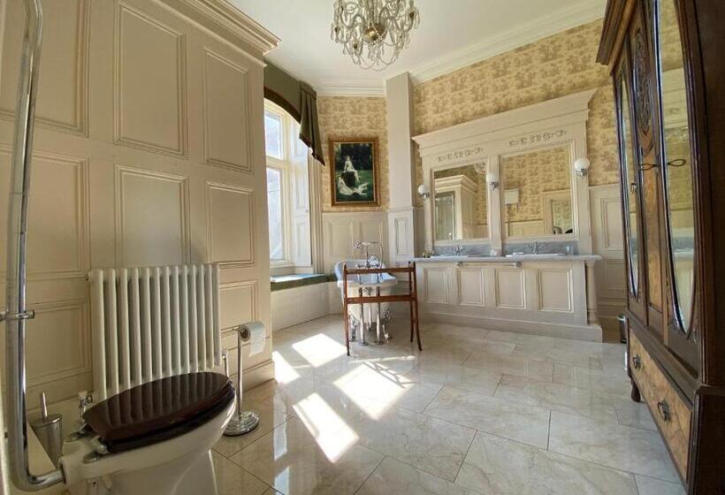 스탠다드 룸 킹사이즈 침대, Rossington Hall