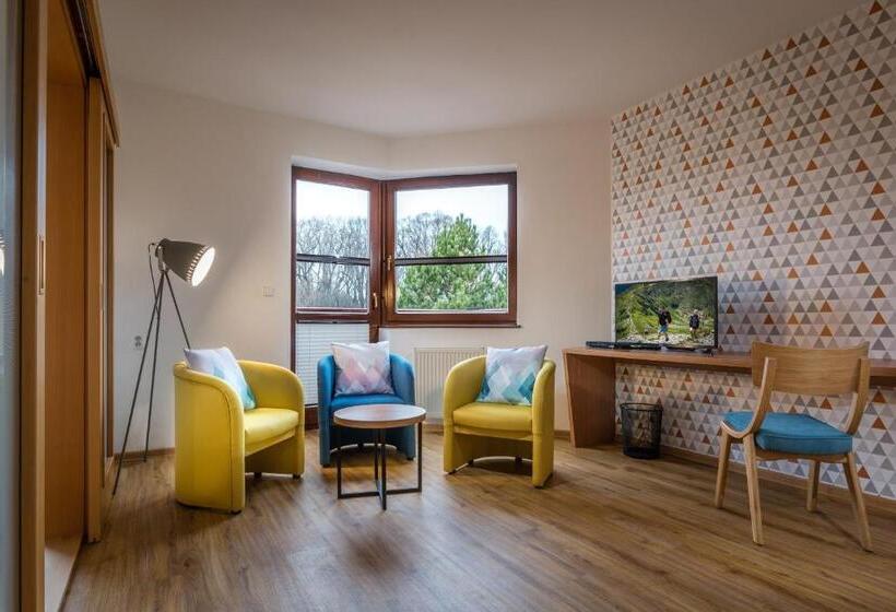 غرفة عائلية, Moment Bistro & Ubytovanie