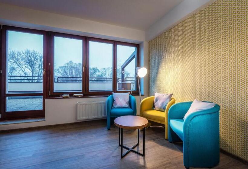 غرفة عائلية, Moment Bistro & Ubytovanie