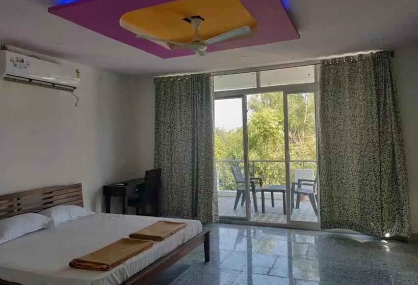 デラックスルーム, Ranakpur Nature Retreat