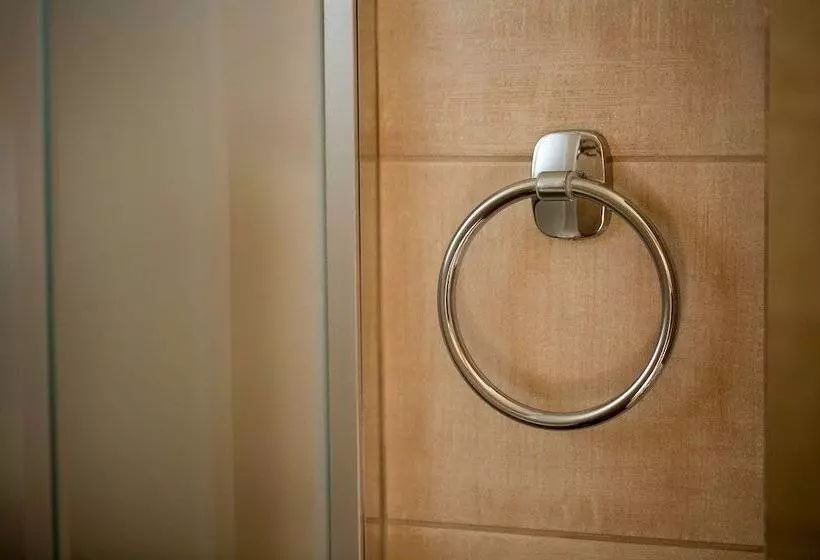 Standard Kolmen Hengen Huone Allasnäkymä, Blue Aegean Hotel & Suites