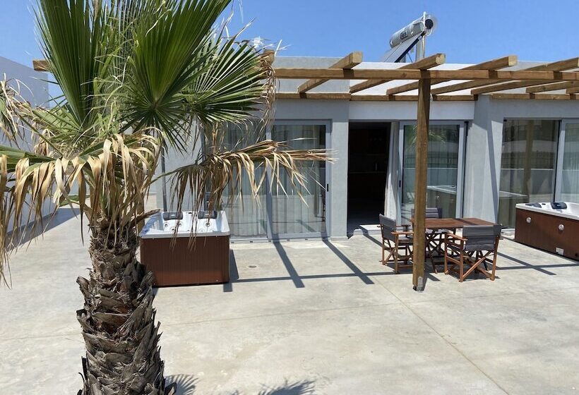 디럭스 스위트, Blue Aegean Hotel & Suites