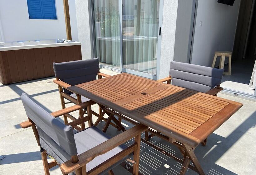 Люкс Повышенной Комфортности, Blue Aegean Hotel & Suites