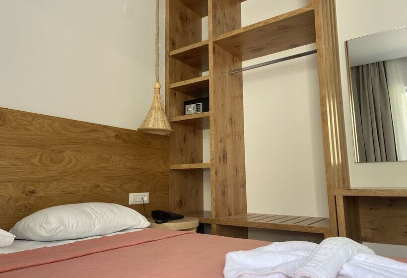 디럭스 스위트, Blue Aegean Hotel & Suites