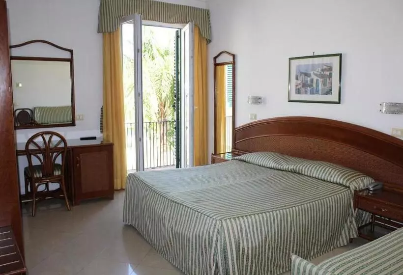 اتاق سوپریور سه تخته, Casthotels Punta Del Sole Terme