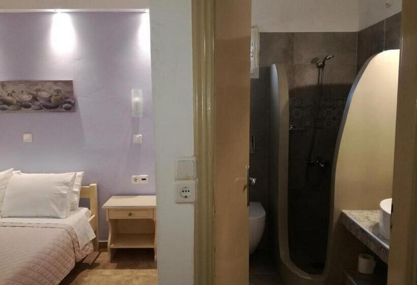 اتاق استاندارد با چشم‌انداز دریا, Galini Pension