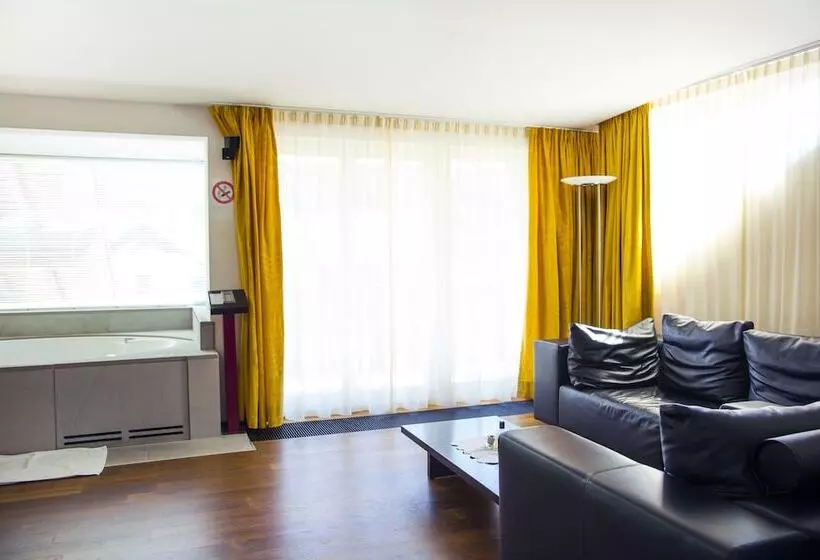 スイート, Boutique Hotel Am Park