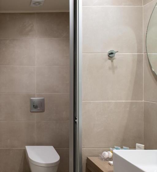 스탠다드 스튜디오, Bio Suites Hotel & Spa