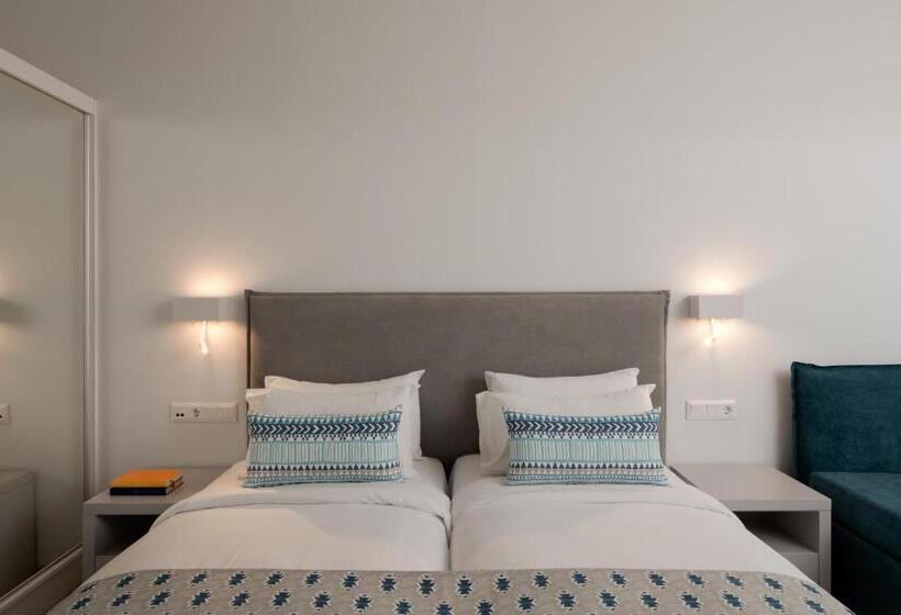 스탠다드 스튜디오, Bio Suites Hotel & Spa