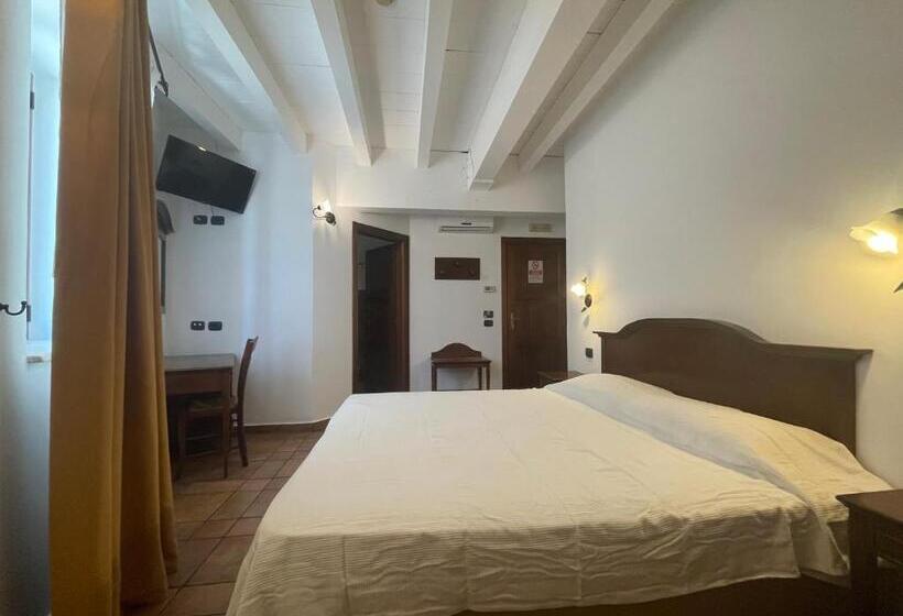 חדר סטנדרט, Capomulini 3 Stelle