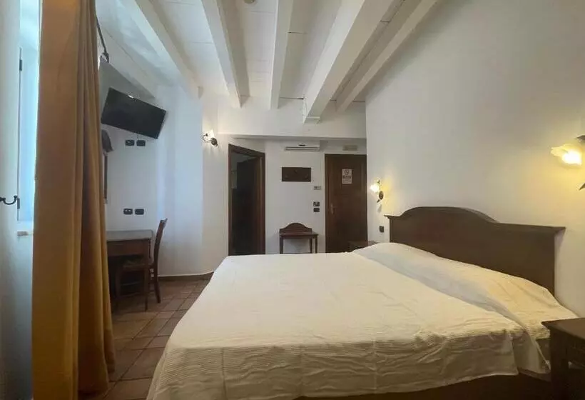 اتاق استاندارد, Capomulini 3 Stelle