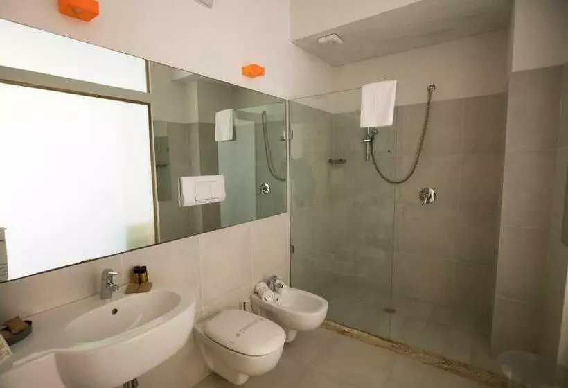 Standard Room, Cave Bianche