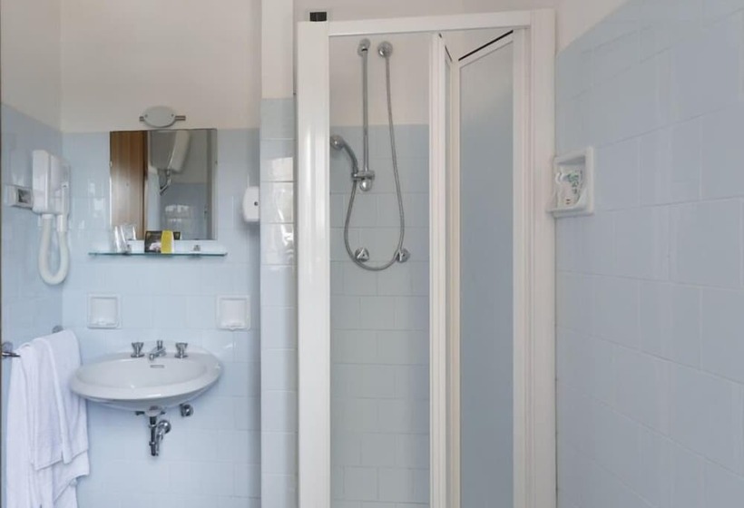 スタンダードシングルルーム, Continental