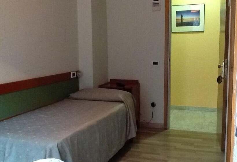 スタンダードシングルルーム, Continental